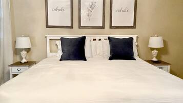 5 makuuhuonetta, silitysrauta/-lauta, Wi-Fi, vuodevaatteet