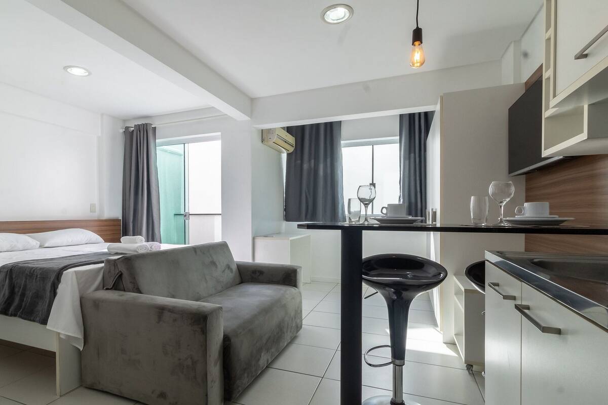 Studio | 1 bedroom, iron/ironing board, free WiFi