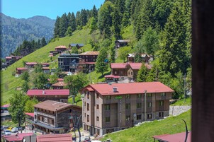 Konaklama yerinin ön cephesi