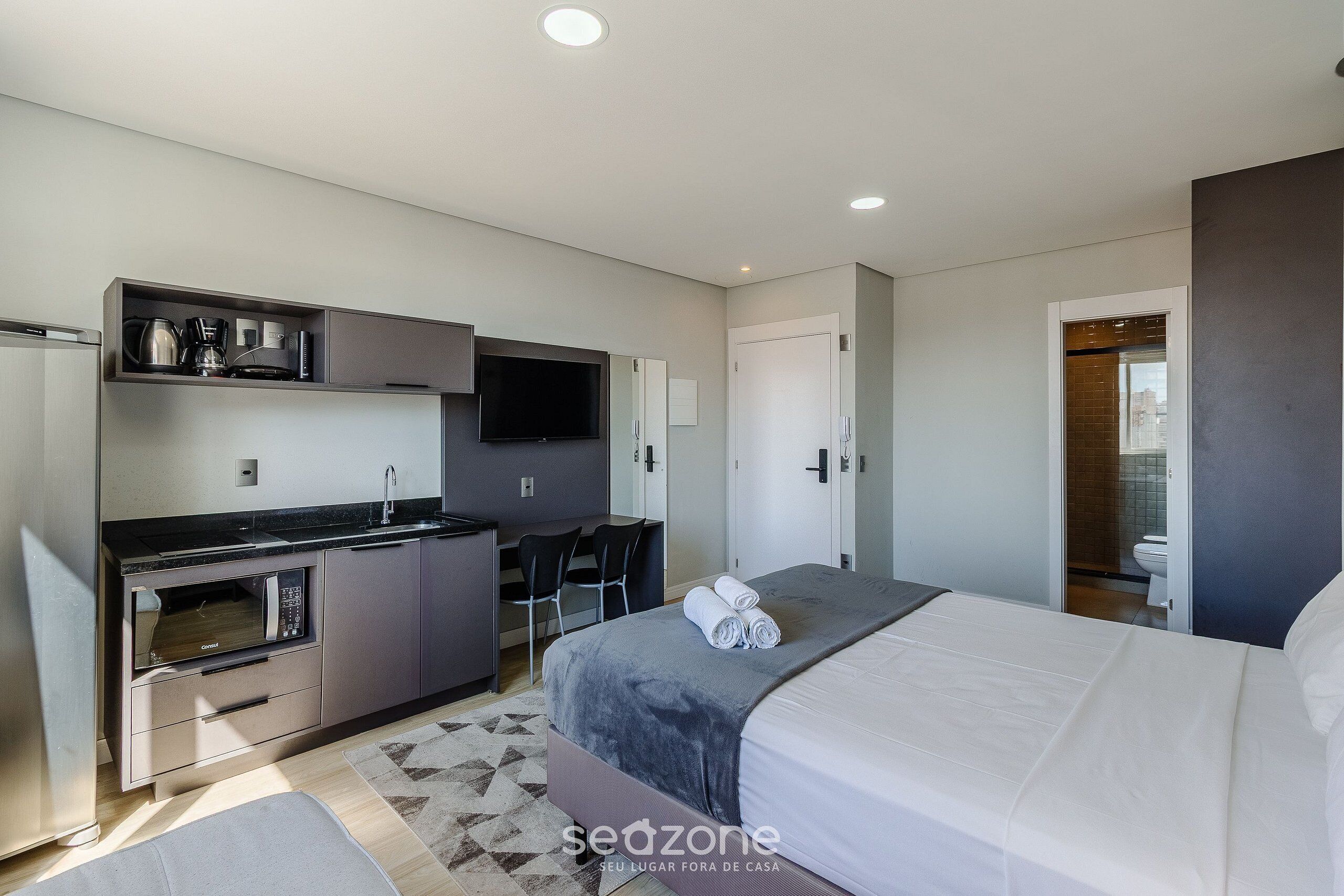 Basic Apartment | Iron/ironing board, free WiFi, bed sheets