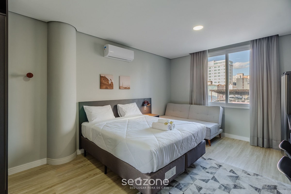 Basic Studio | Iron/ironing board, free WiFi, bed sheets