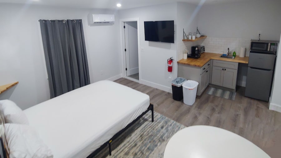Vermont Suites