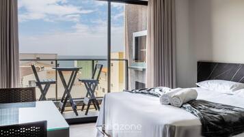 Eenvoudig appartement | Een strijkplank/strijkijzer, gratis wifi, beddengoed