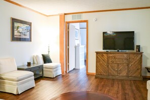 Smart TV - Waterfront Retreat on South Manistique Lake (Curtis)