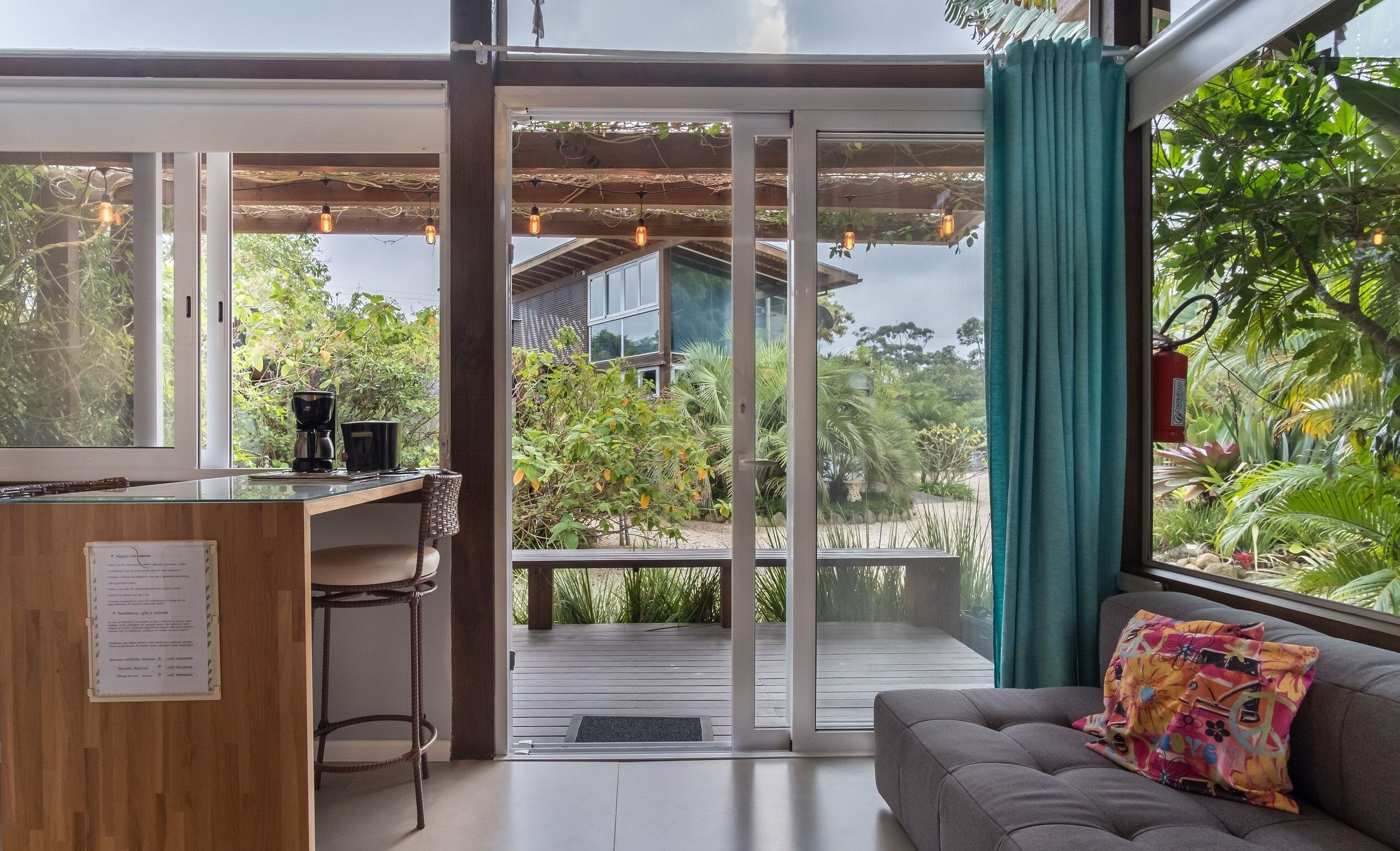 Cabaña básica | Área de sala de estar