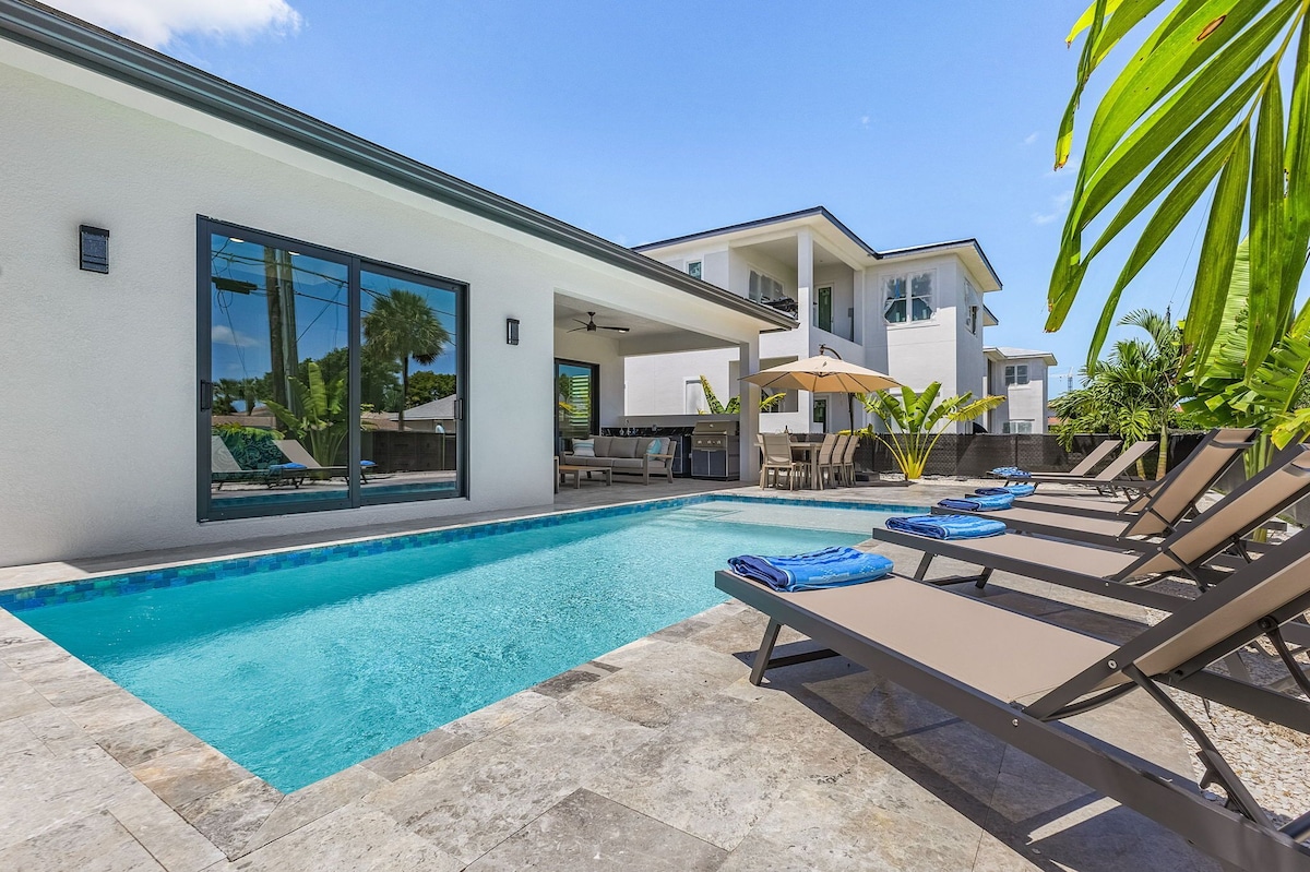 Photo 29 of Villa Del Mare Beach 4 Ensuite Retreat + Heated Pool – Special Offer!