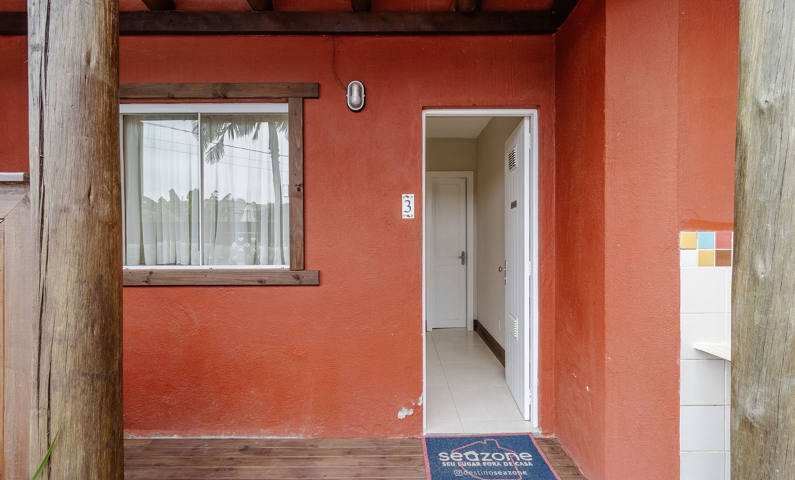 Apartamento básico | Detalhe da fachada