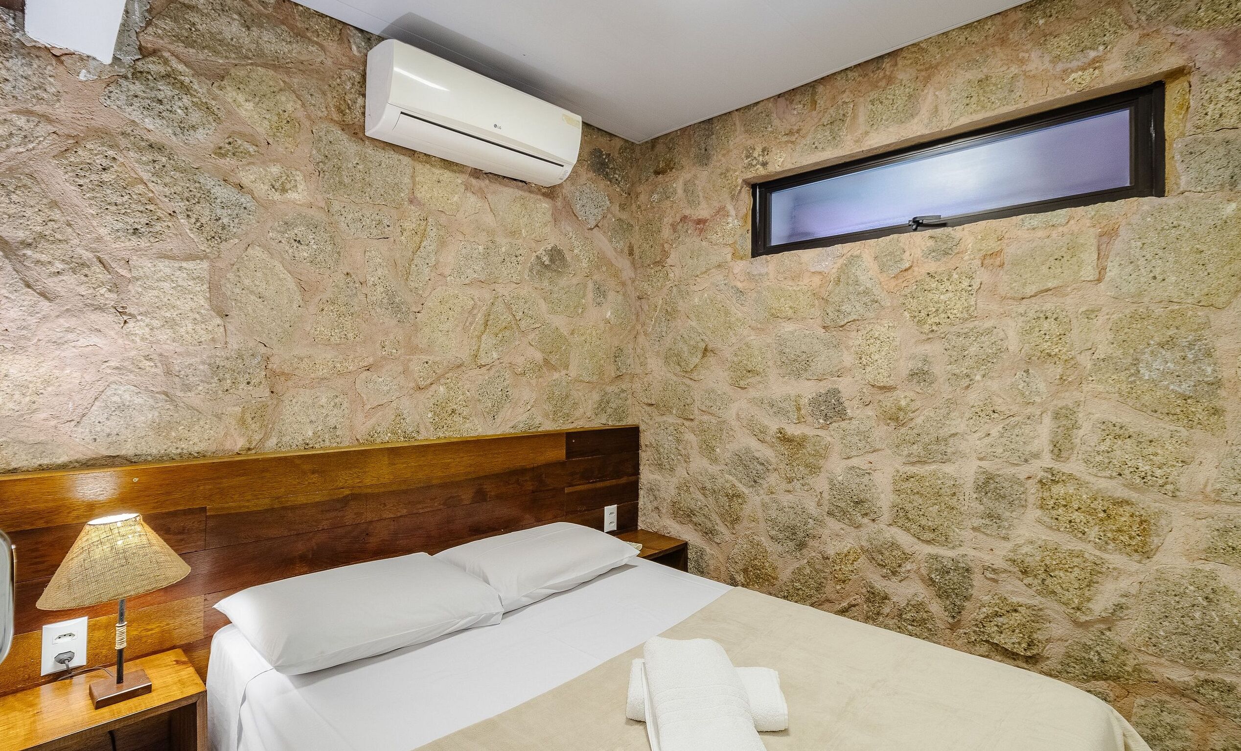 Basic Apartment | Iron/ironing board, free WiFi