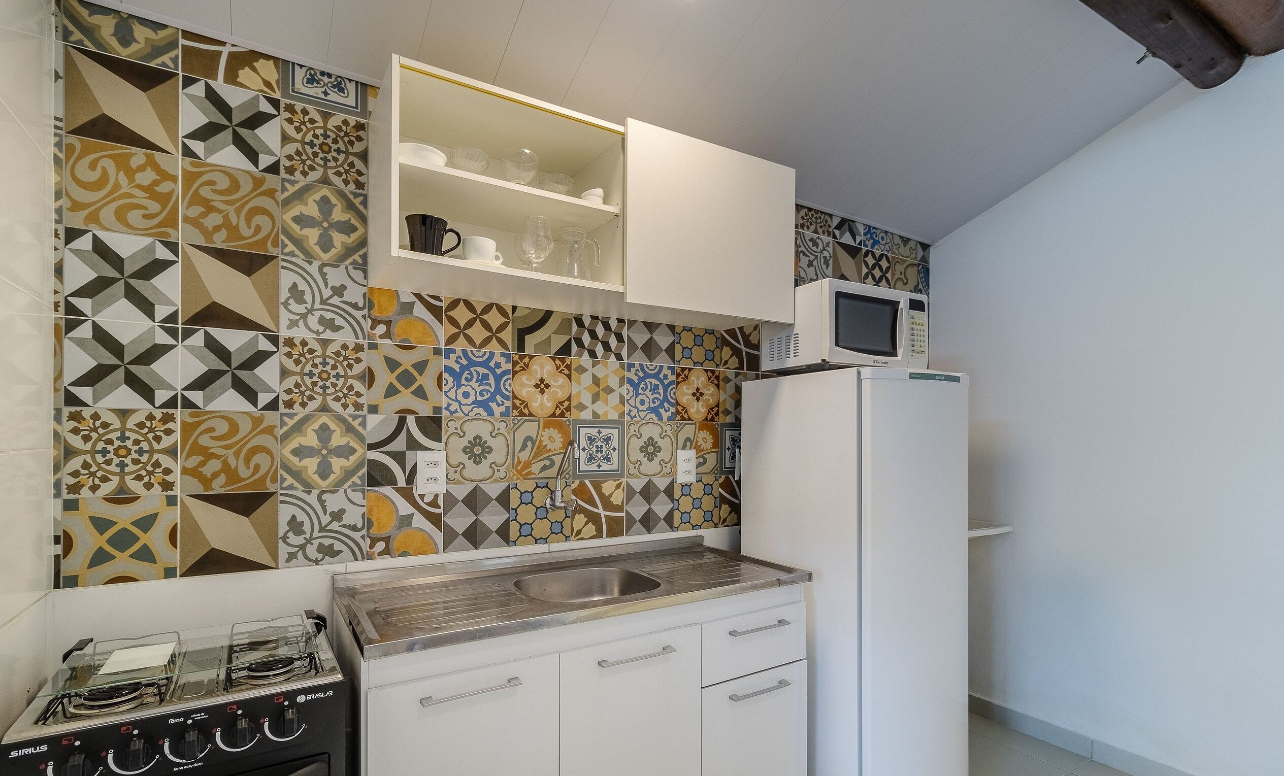 Basic Apartment | Private kitchen | Cookware/dishes/utensils