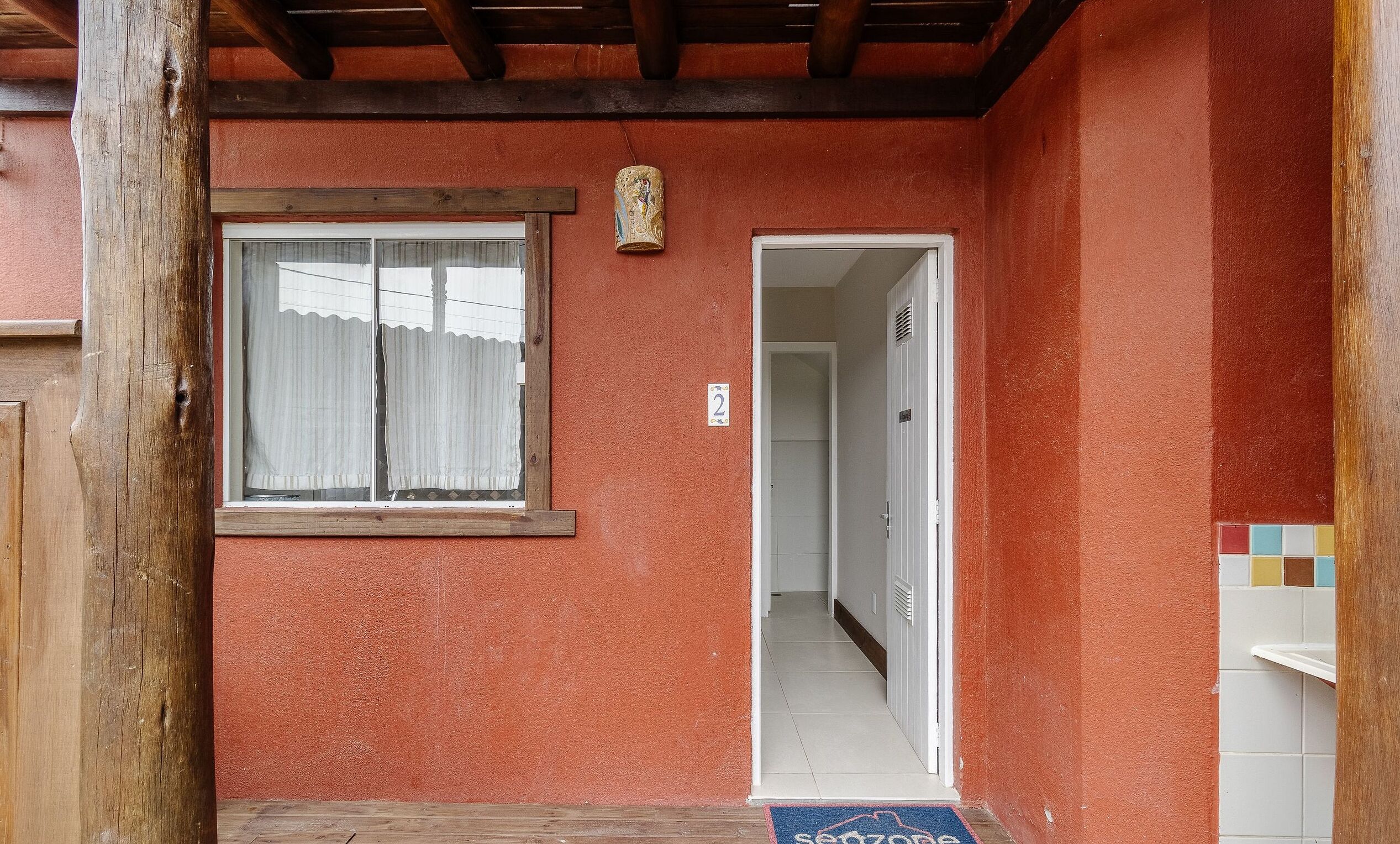Apartamento básico | Detalhe da fachada
