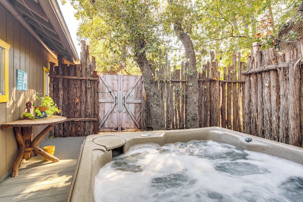Bain à remous extérieur