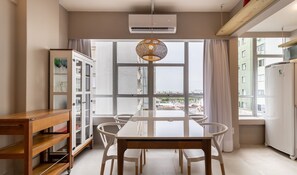 Apartment | Dining - VLR Aptos modernos no centro de Floripa (Florianópolis)