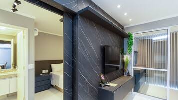 Basic Apartment | Iron/ironing board, free WiFi, bed sheets