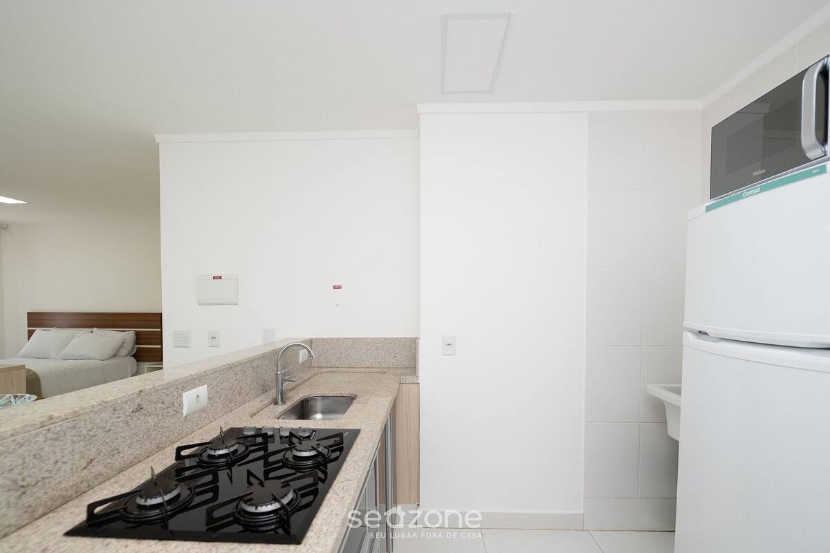 Basic Apartment | Private kitchen