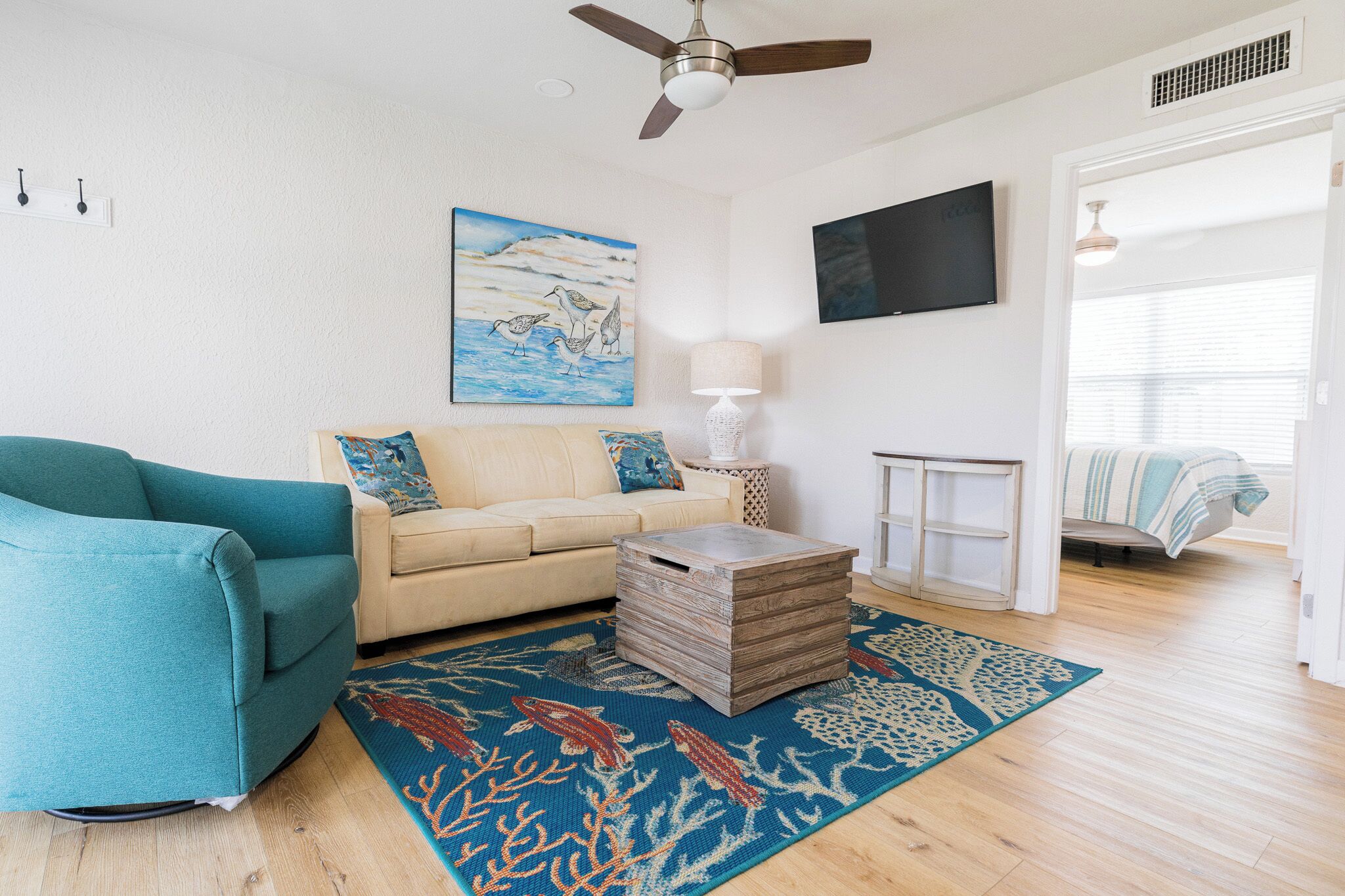 Charming 2-bedroom apartment - NO CLEANING FEE!