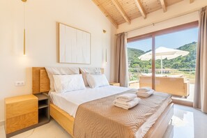 4 bedrooms, iron/ironing board, free WiFi, bed sheets - Villa Vasilis Country House with Sea View, Private Pool and Wi-Fi (Kerkyra)