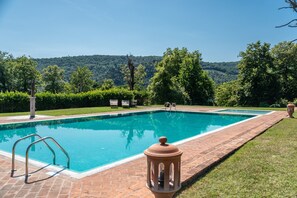 Pool - Holiday Home 'Fattoria Antinoro Relax - Firenze' with Shared Pool and Air Conditioning (Montelupo Fiorentino)