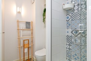 シャワー、ヘアドライヤー