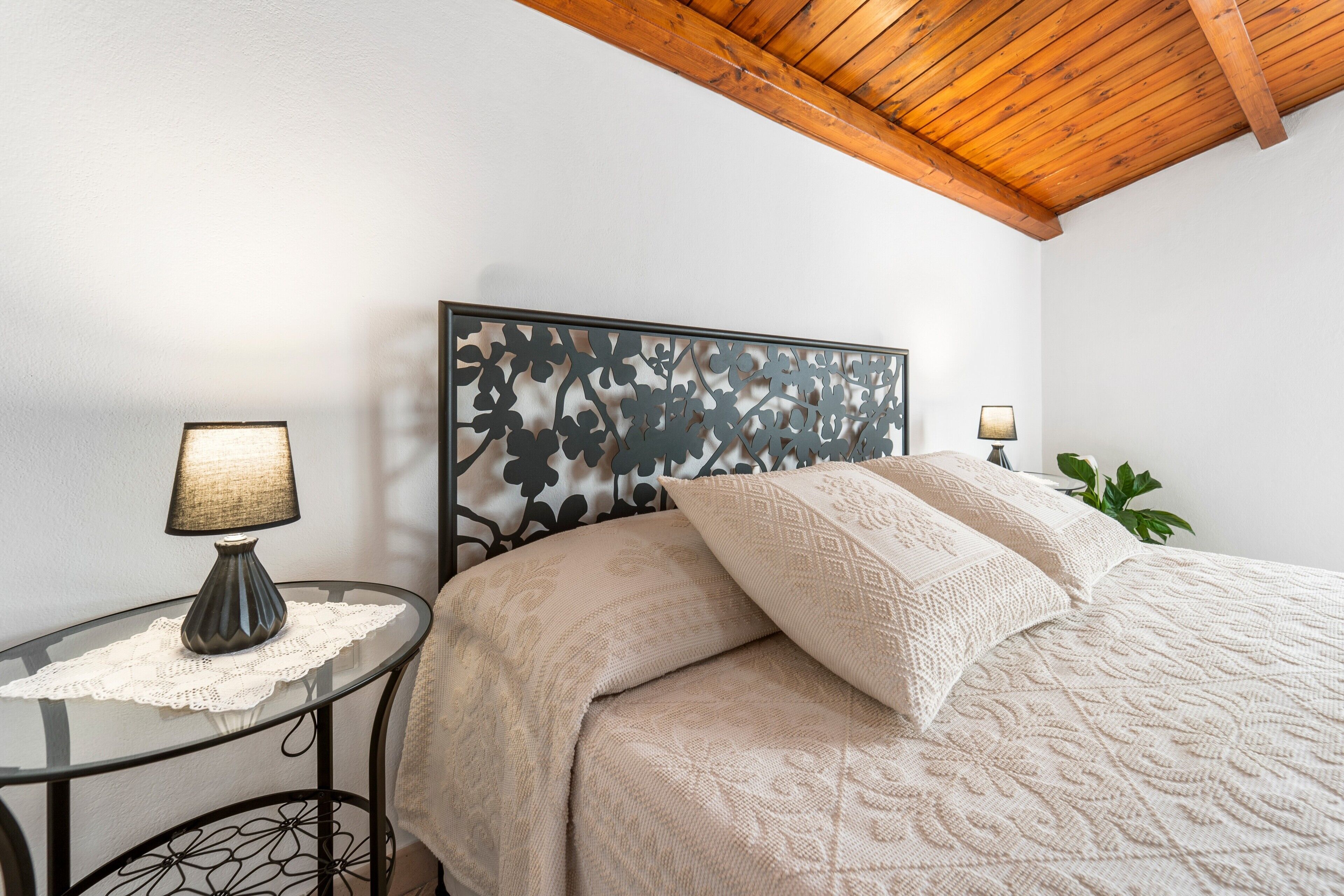 2 Schlafzimmer, Bügeleisen/Bügelbrett, Bettwäsche