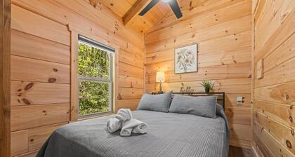 Appalachian Escape Tiny Home Near Nantahala River