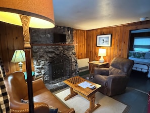 تلفزيون، مدفأة