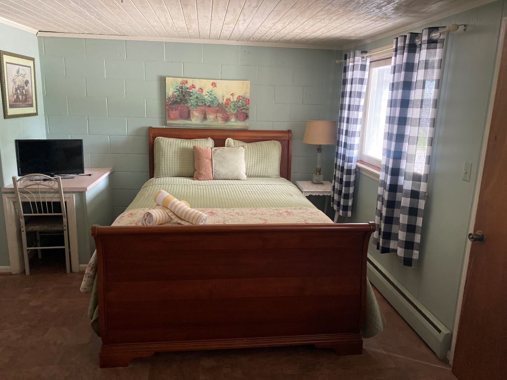 2 多间卧室、WiFi、床单