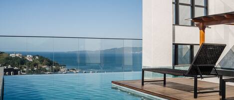 Basic Apartment | Pool | Outdoor pool