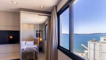 Basic Apartment | 2 bedrooms, iron/ironing board, free WiFi