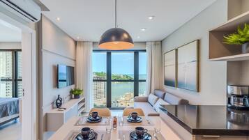 Basic Apartment | Tempat makan