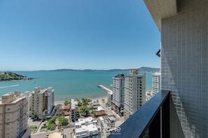 Basic Apartment | Property grounds - MHFs Apartamentos com Vista Mar Itapema (Itapema)