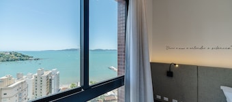 MHFs Apartamentos com Vista Mar Itapema