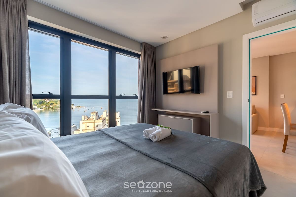 Basic Apartment | 2 bedrooms, iron/ironing board, free WiFi