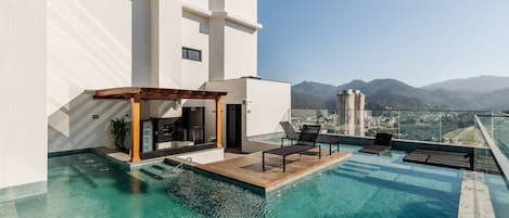 Piscina externa