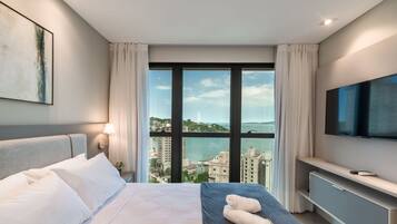 Apartamento básico | Ferros/tábuas de passar roupa, Wi-Fi de cortesia