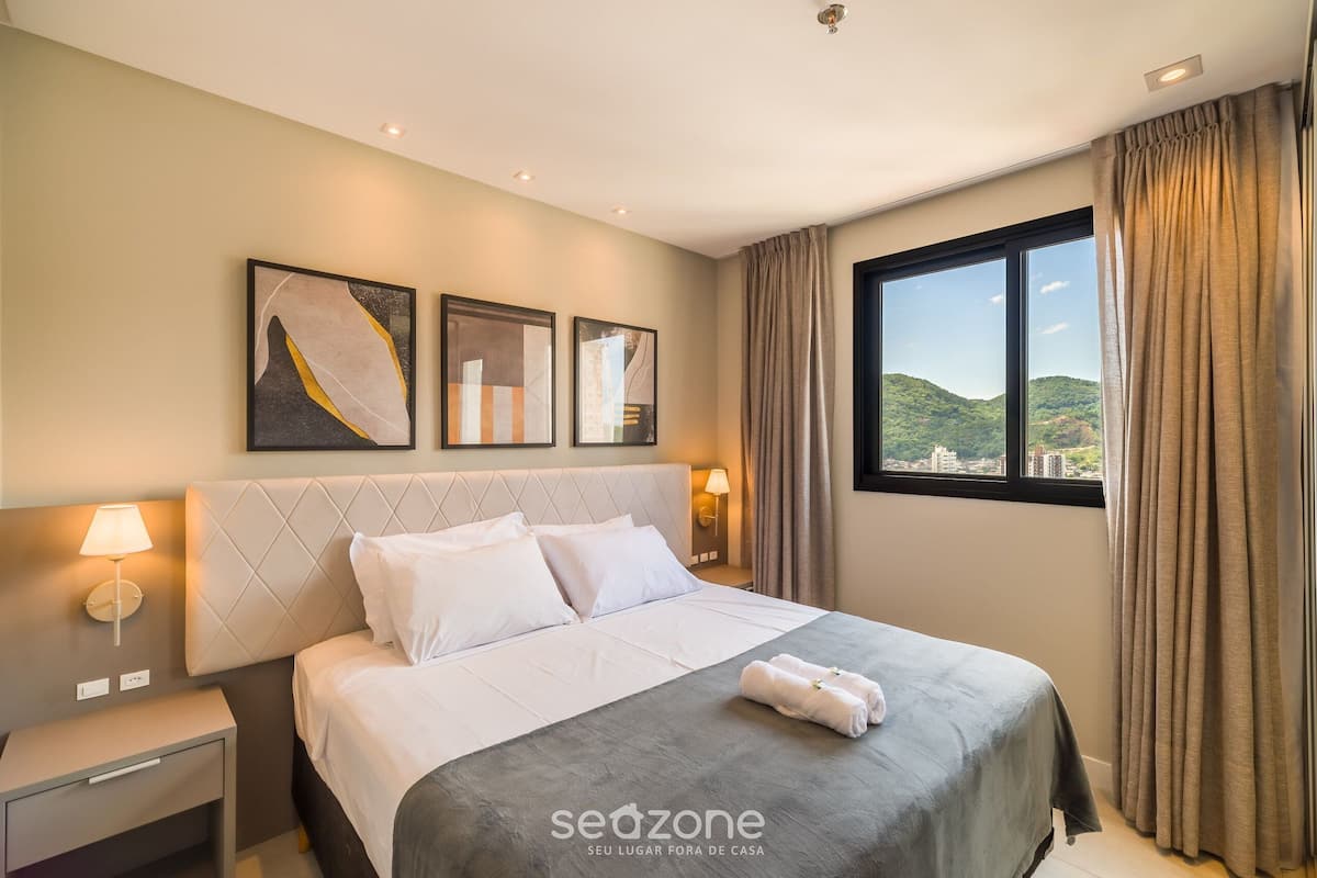Basic Apartment | 2 bedrooms, iron/ironing board, free WiFi