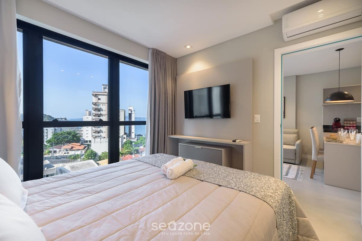 Basic Apartment | 2 bedrooms, iron/ironing board, free WiFi