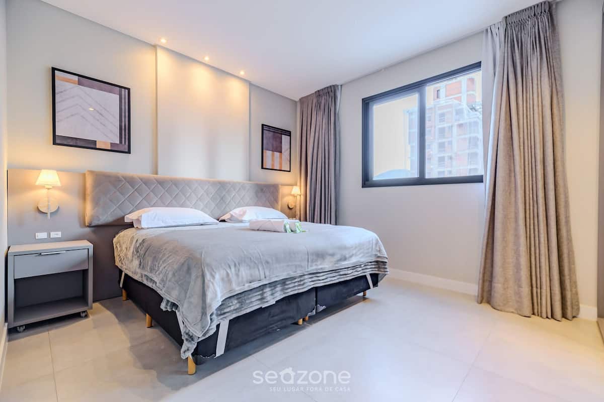 Basic Apartment | 2 bedrooms, iron/ironing board, free WiFi