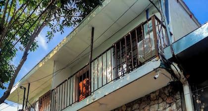 Friendly House