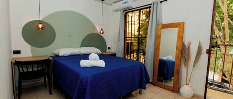 Habitació doble | Escriptori, espai de treball apte per a portàtils i wifi gratuïta