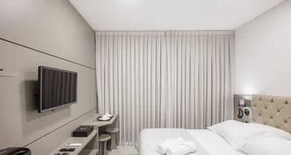 MHFA Studios em Prédio Luxuoso Vista Mar