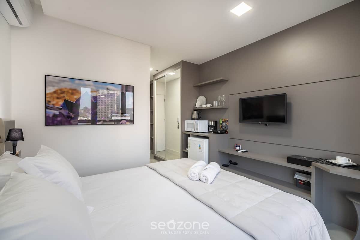 1 bedroom, iron/ironing board, free WiFi