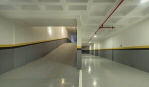 Interior - MHFA Studios em Prédio Luxuoso Vista Mar (Itapema)