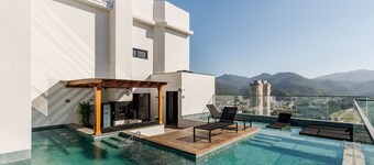 MHFBs Edifício Moderno piscina vista mar