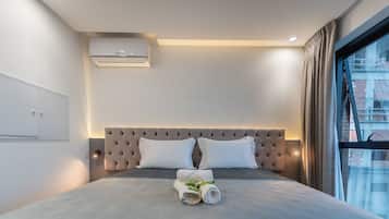 Apartment | Iron/ironing board, WiFi (free), bed sheets