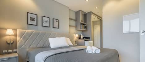 Basic Studio | Iron/ironing board, free WiFi, bed sheets