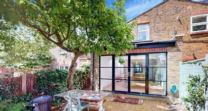 3Bed, 2.5Bath House w/ Garden near Hanwell Station