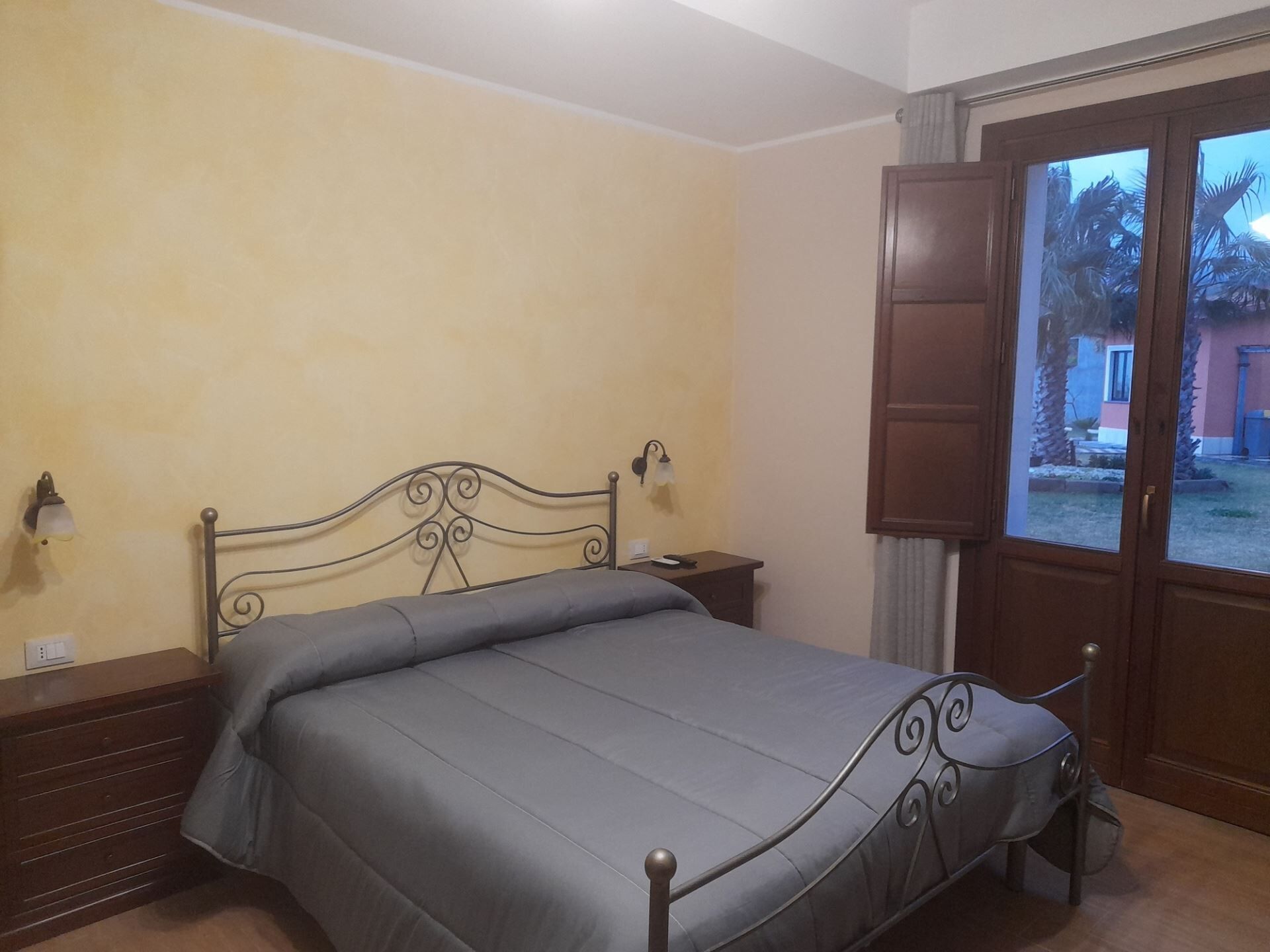 2 bedrooms, WiFi, wheelchair access