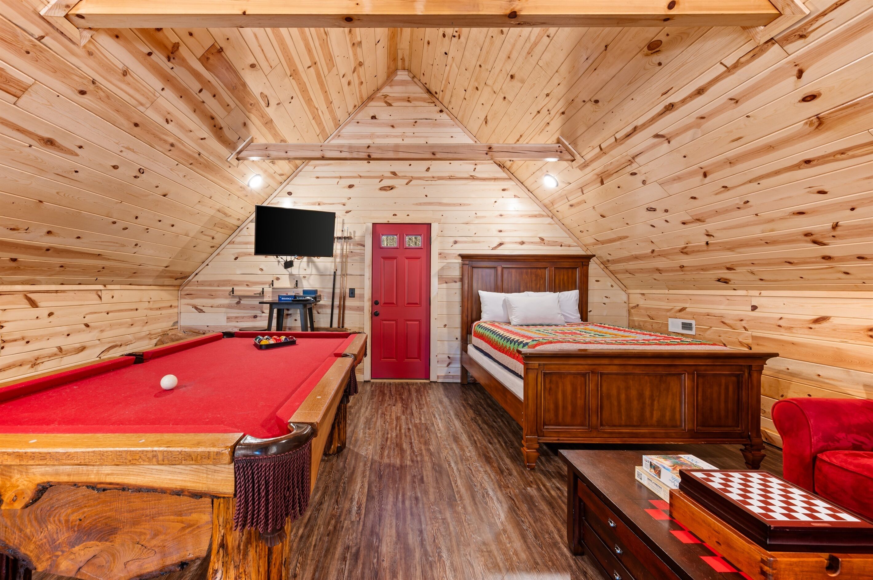 2 habitaciones, tabla de planchar con plancha y wifi gratis 