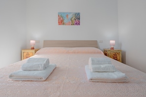 2 chambres, Wi-Fi gratuit, draps fournis