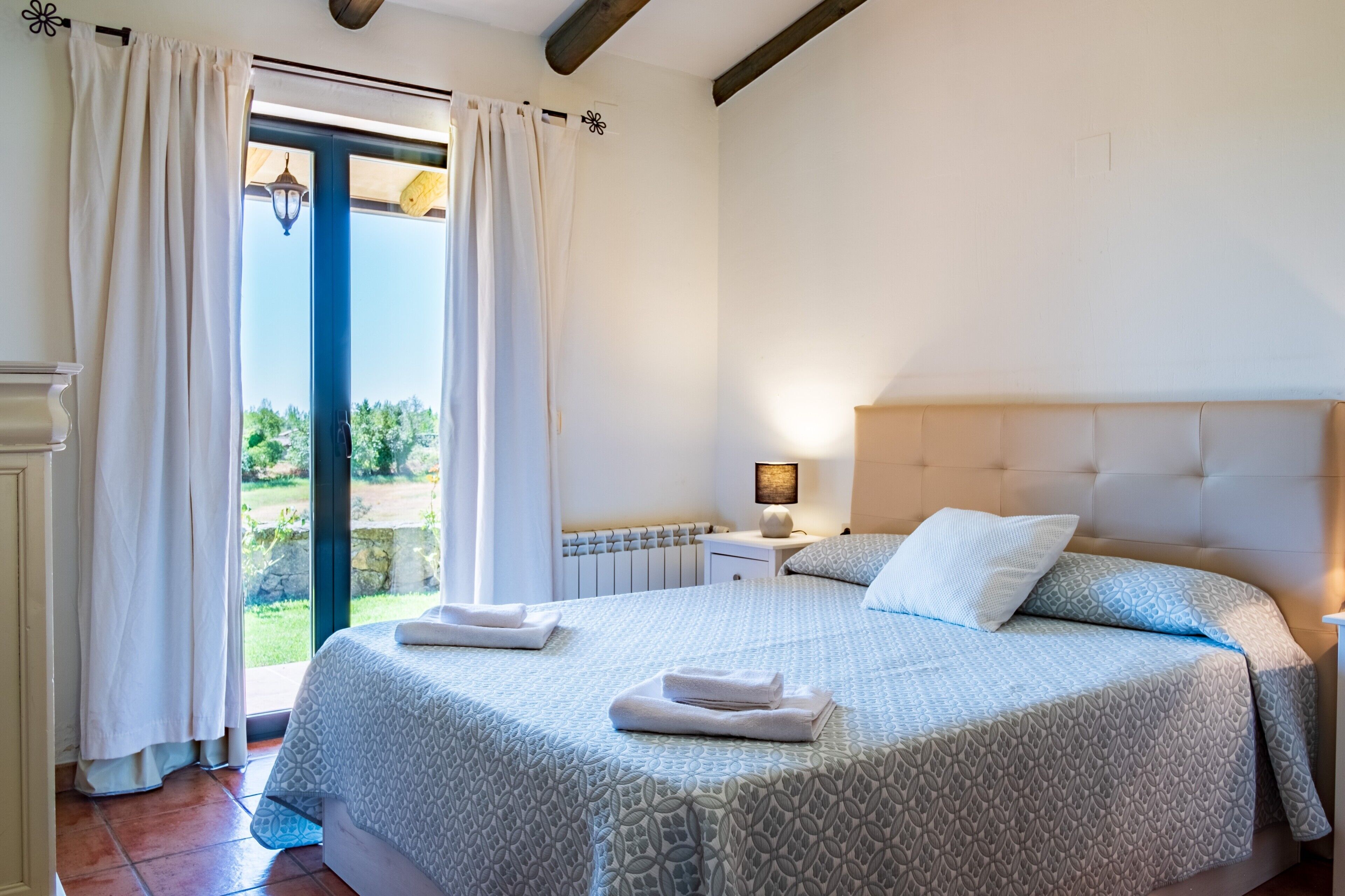 4 多间卧室、熨斗/熨衣板、免费 WiFi、床单